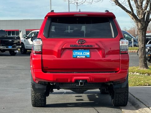 Used 2023 Toyota 4Runner SR5 image 7