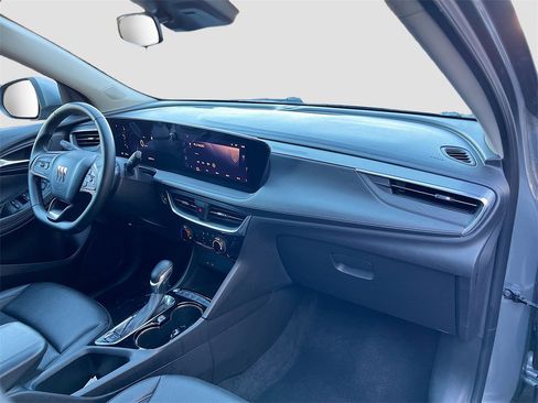 Used 2024 Buick Encore GX Sport Touring image 34