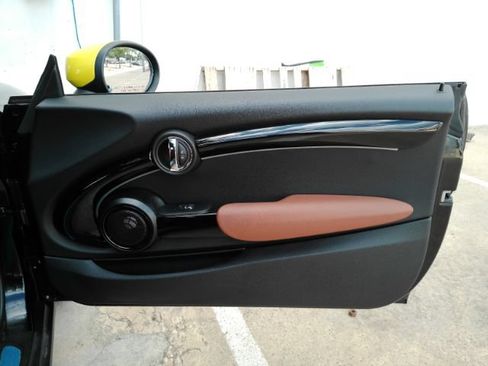 Used 2024 MINI Cooper SE FWD image 19