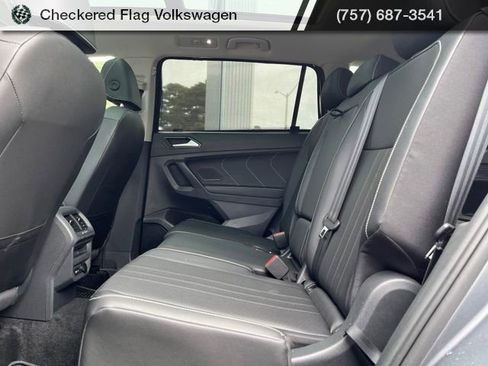 Used 2023 Volkswagen Tiguan SE FWD image 25