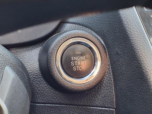 Used 2017 Subaru Forester 2.5i Touring image 22