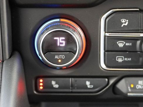 Used 2021 Chevrolet Tahoe RST image 30