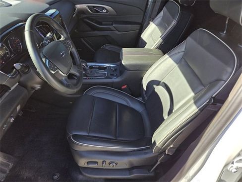 Used 2023 Chevrolet Traverse Premier w/ Redline Edition image 10