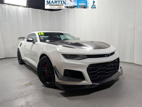 Used 2018 Chevrolet Camaro ZL1 image 1