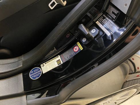 Used 2007 Mercedes-Benz SL 550 image 34