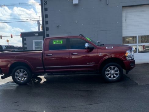 Used 2021 RAM 2500 Limited image 2