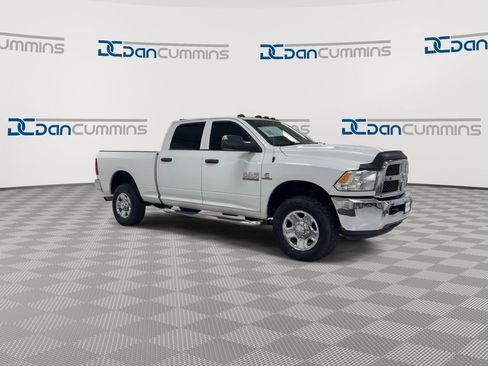Used 2015 RAM 2500 Tradesman w/ Chrome Appearance Group AWD/4WD image 2