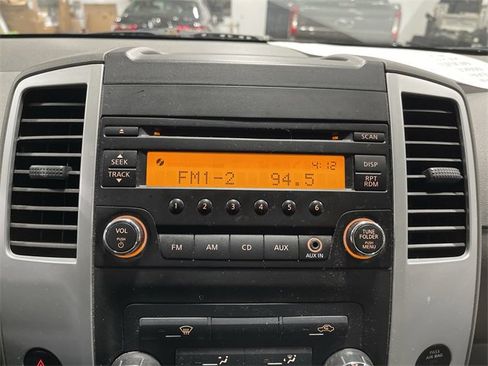 Used 2014 Nissan Frontier S image 16