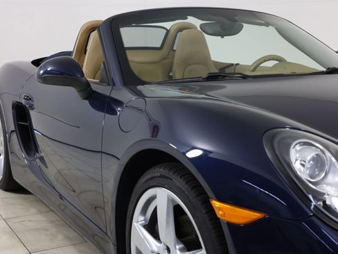 Used 2016 Porsche Boxster RWD image 40