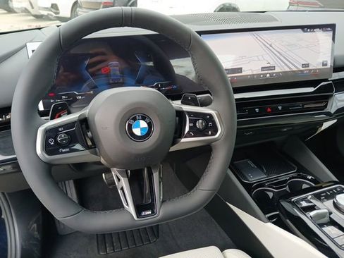 New 2026 BMW 530i RWD image 21