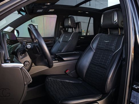 Used 2022 Cadillac Escalade Sport Platinum image 26