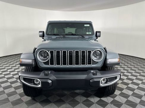 New 2026 Jeep Wrangler Unlimited Sahara AWD/4WD image 13