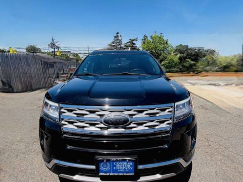 Used 2018 Ford Explorer Limited AWD/4WD image 2