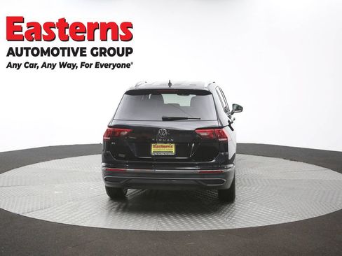 Used 2024 Volkswagen Tiguan SE FWD image 35