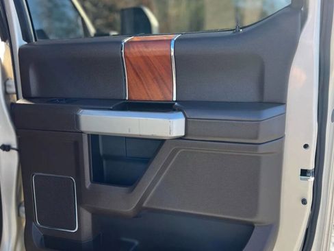 Used 2017 Ford F450 King Ranch w/ King Ranch Ultimate Package image 19