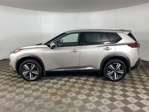 Used 2022 Nissan Rogue Platinum w/ Head-Up Display Package AWD/4WD image 6