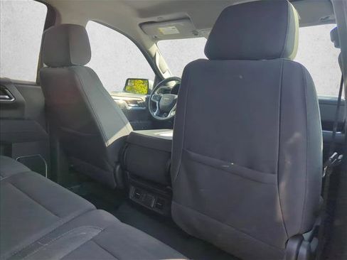 Used 2023 Chevrolet Silverado 1500 LT image 24