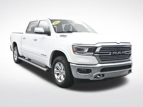 Used 2022 RAM 1500 Laramie AWD/4WD image 3