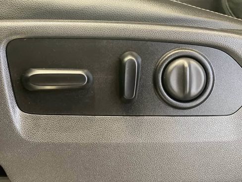 Used 2020 Chevrolet Silverado 1500 LT Trail Boss image 15