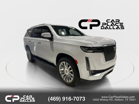Used 2022 Cadillac Escalade Premium Luxury RWD image 5