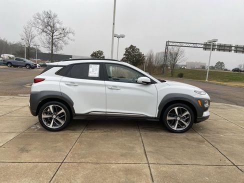 Used 2020 Hyundai Kona Limited image 12