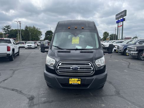 Used 2015 Ford Transit 350 XLT RWD image 4