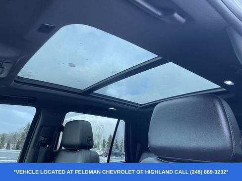 Used 2023 Chevrolet Tahoe Z71 w/ Luxury Package image 19