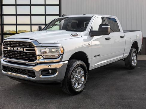 Used 2023 RAM 2500 Big Horn w/ Cold Weather Group AWD/4WD image 1