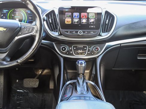 Used 2018 Chevrolet Volt Premier w/ Driver Confidence Package image 28