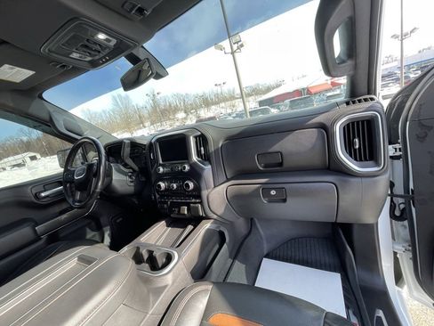 Certified 2020 GMC Sierra 1500 AT4 w/ Off-Road Performance Package image 14