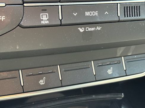 Used 2018 Kia Sorento SX FWD image 24