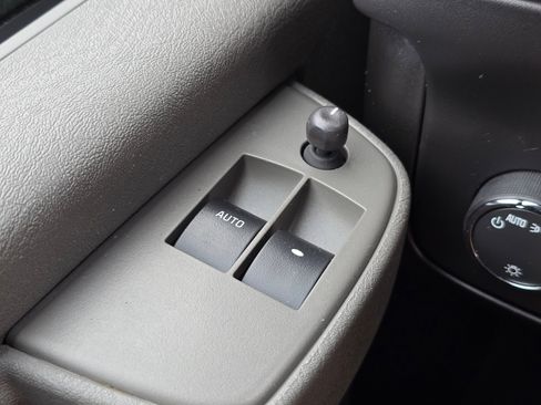 Used 2022 GMC Savana 2500 Extended image 28