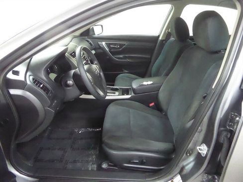 Used 2015 Nissan Altima 2.5 S w/ Power Driver Seat Package FWD image 18