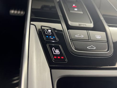 Certified 2021 Porsche 911 Turbo S AWD/4WD image 23