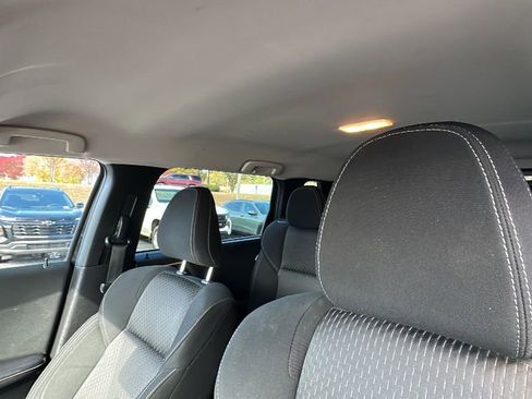 Used 2022 Mitsubishi Outlander ES image 14