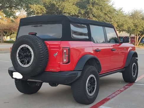 Used 2021 Ford Bronco Badlands AWD/4WD image 3