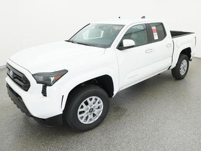 New 2025 Toyota Tacoma SR5