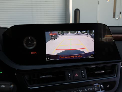 Used 2023 Lexus ES 350 w/ Premium Package FWD image 24