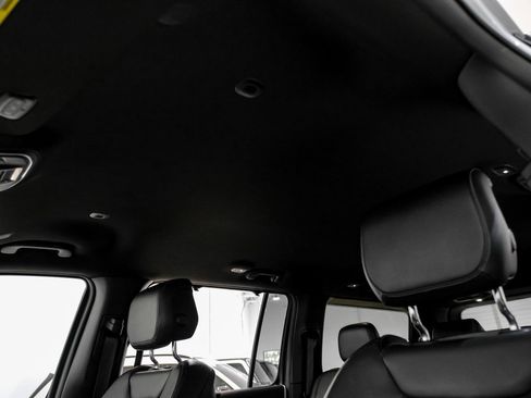 Used 2023 Jeep Wagoneer Series II image 27