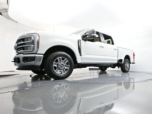 New 2026 Ford F350 Lariat RWD image 28
