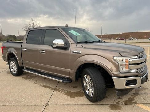 Used 2018 Ford F150 Lariat w/ Equipment Group 502A Luxury image 8