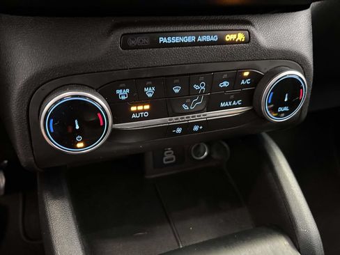 Used 2024 Ford Escape Active FWD image 23