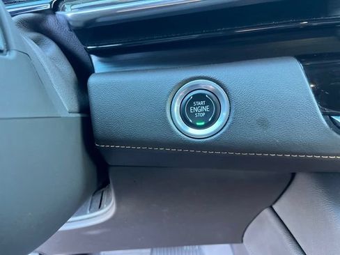 Used 2021 Cadillac Escalade Sport AWD/4WD image 23