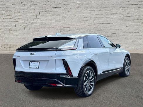 Certified 2026 Cadillac Lyriq Sport AWD/4WD image 5