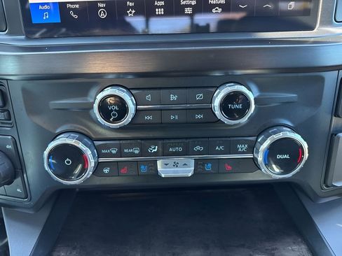 Used 2023 Ford F250 Lariat w/ FX4 Off-Road Package image 20