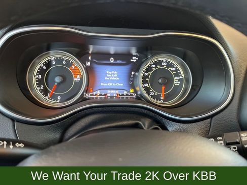 Used 2022 Jeep Cherokee Latitude Lux image 23