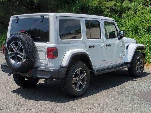 Used 2023 Jeep Wrangler Unlimited Sahara w/ Safety Group AWD/4WD image 5