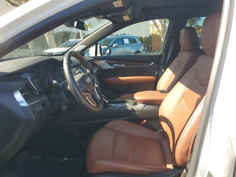 Certified 2023 Cadillac XT5 Premium Luxury w/ LPO, Premium Carpet Package image 20