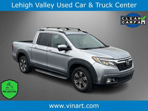 Used 2017 Honda Ridgeline RTL-T image 1