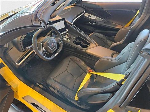 New 2025 Chevrolet Corvette Z06 w/ Z07 Performance Package image 9